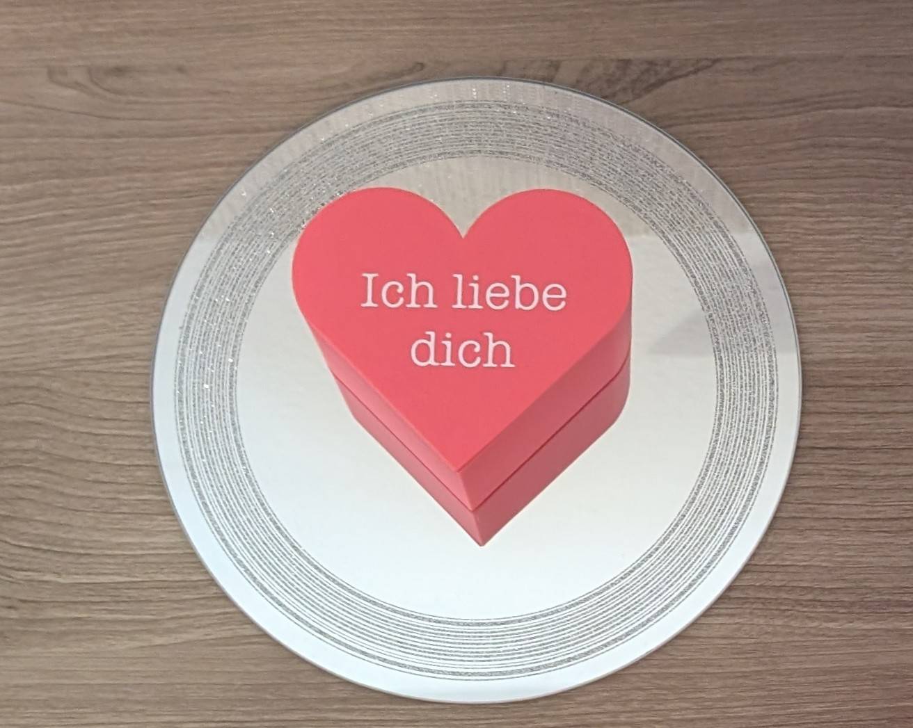 Herzdose mit individuellem Deckel – Ein Geschenk von Herzen