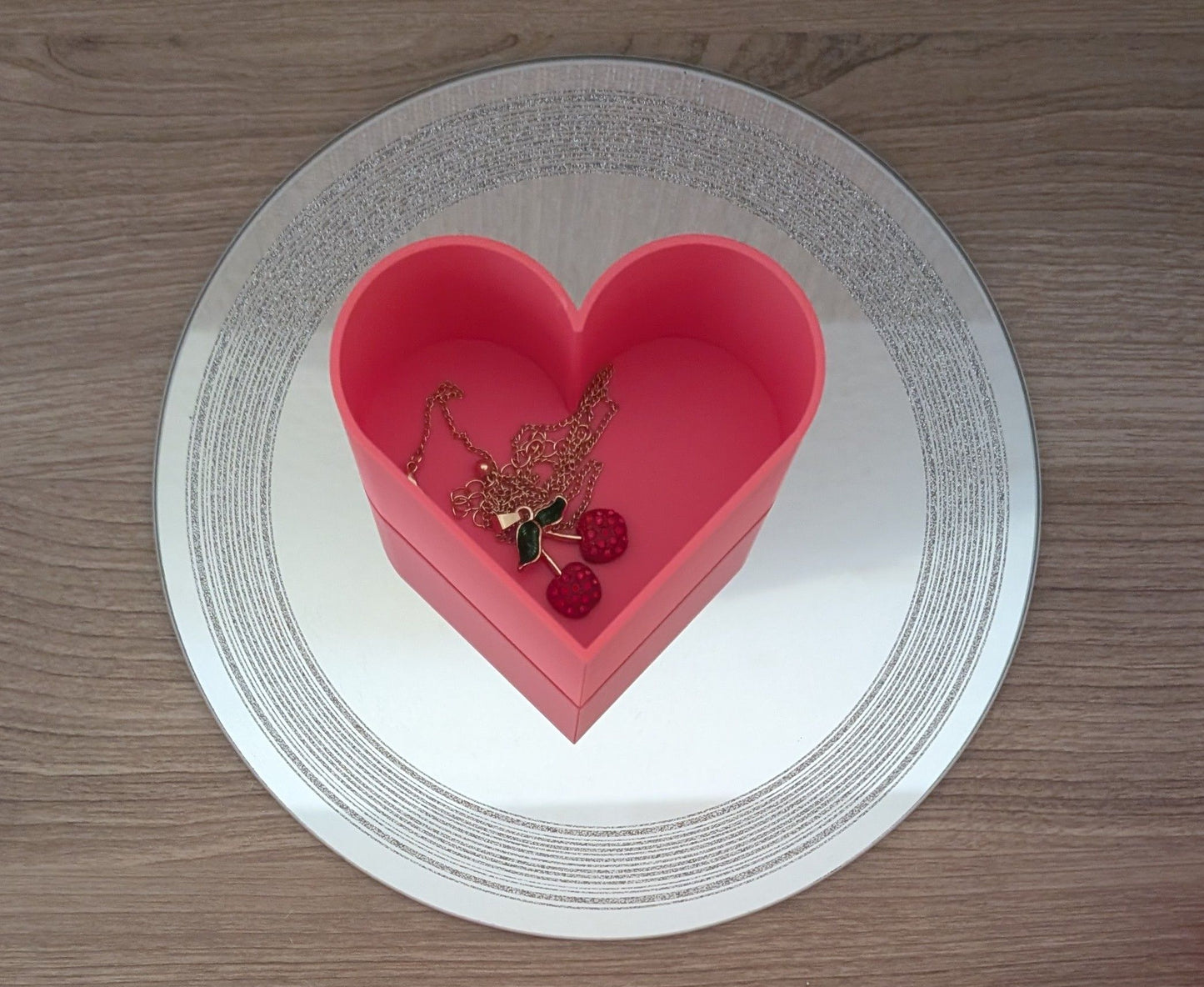 Herzdose mit individuellem Deckel – Ein Geschenk von Herzen